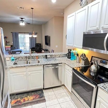 Beautiful 3 Bedroom Apartment Minutes From Disney! คิสซิมมี ภายนอก รูปภาพ