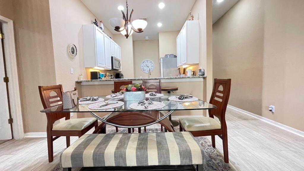 Beautiful 3 Bedroom Apartment Minutes From Disney! คิสซิมมี ภายนอก รูปภาพ