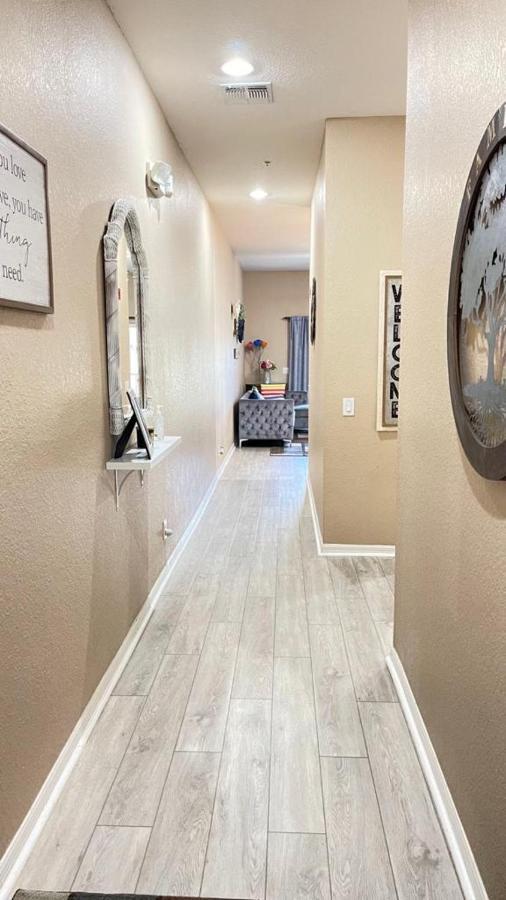 Beautiful 3 Bedroom Apartment Minutes From Disney! คิสซิมมี ภายนอก รูปภาพ