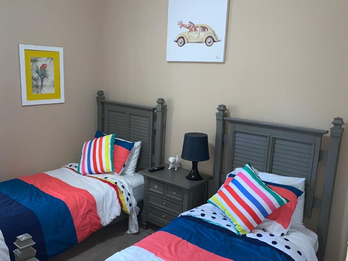 Beautiful 3 Bedroom Apartment Minutes From Disney! คิสซิมมี ภายนอก รูปภาพ